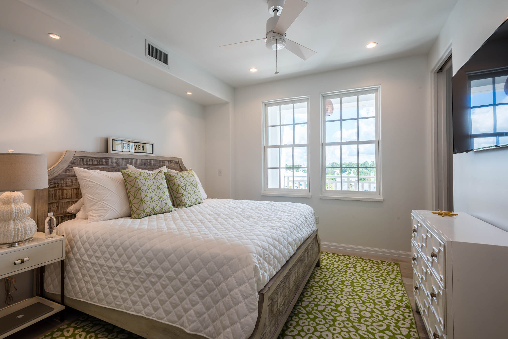 c7 Lucian-401-29-North-Somerset-Street-